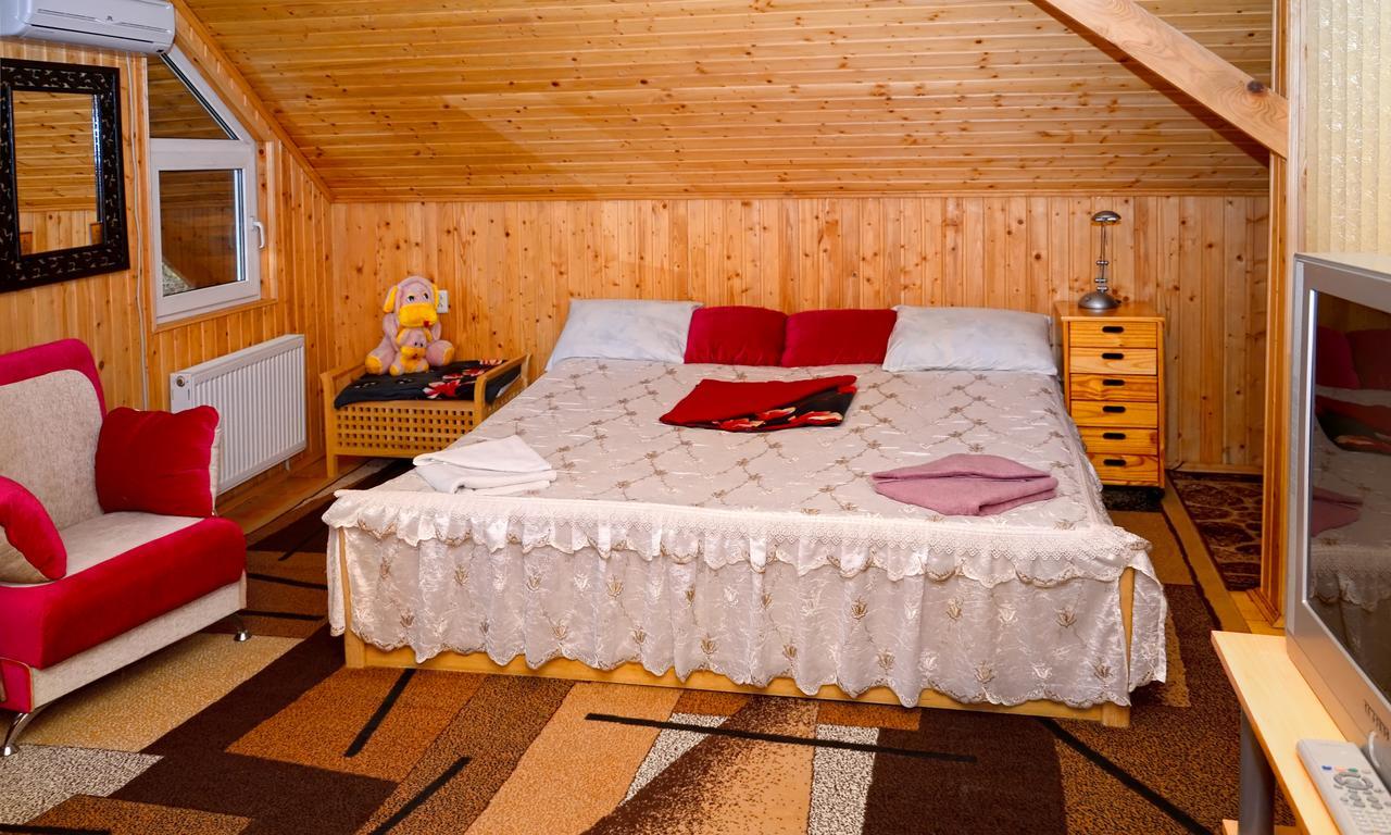 Perlyna Podillyа Hotel Sataniv Bagian luar foto